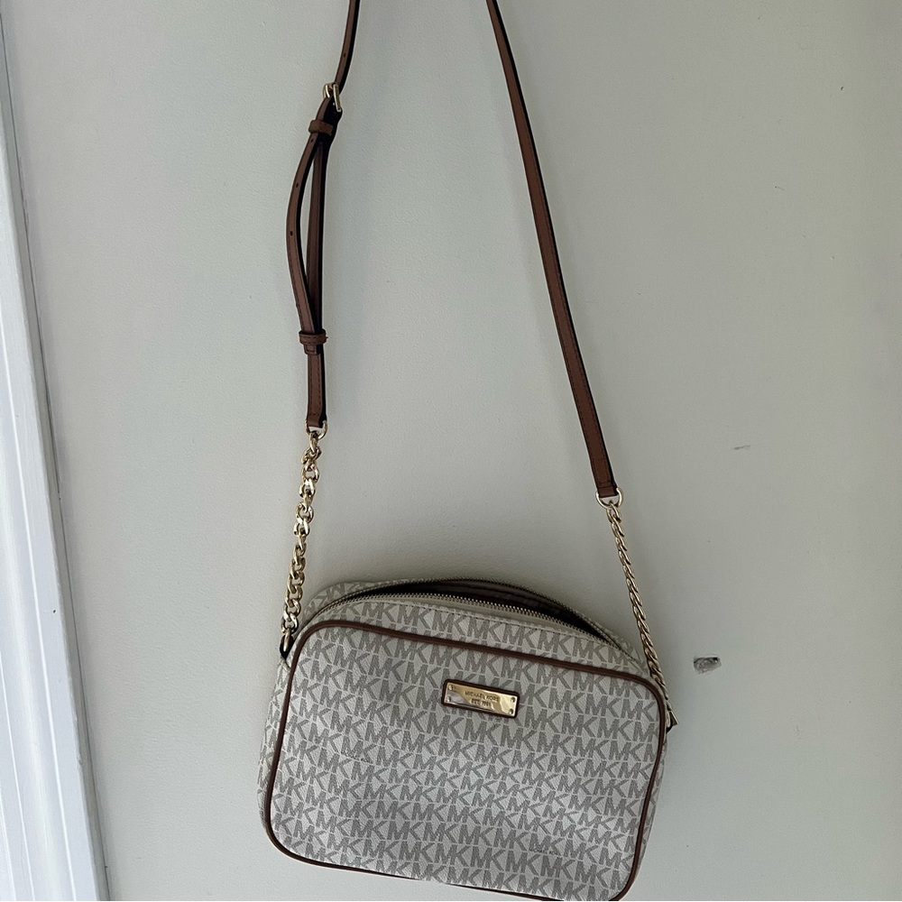 Michael Kors Crossbody